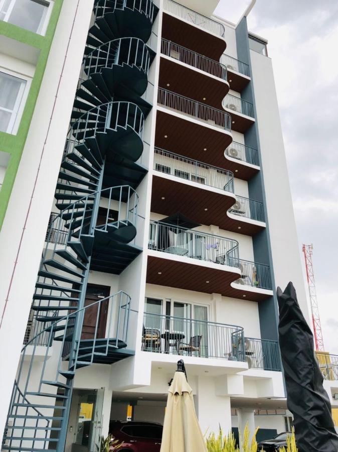 Premier Executive Apartment - The Ivy, East Legon Accra Exteriér fotografie